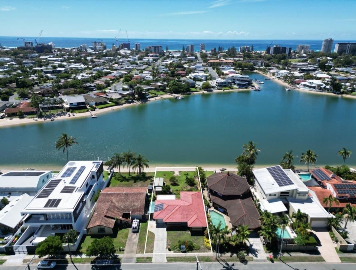 80 Mallawa Drive, Palm Beach QLD 4221, Palm Beach - Thumbnail 2