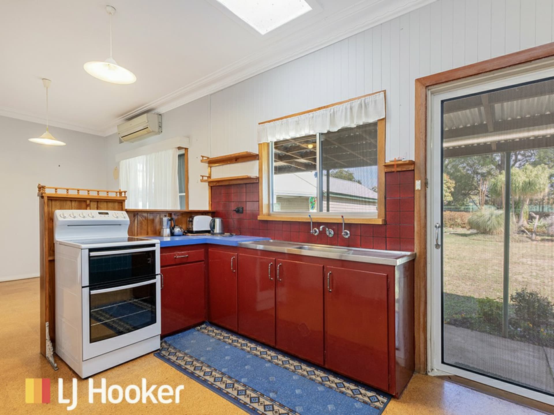6 Croydon Avenue, South Tamworth, South Tamworth - Thumbnail 3