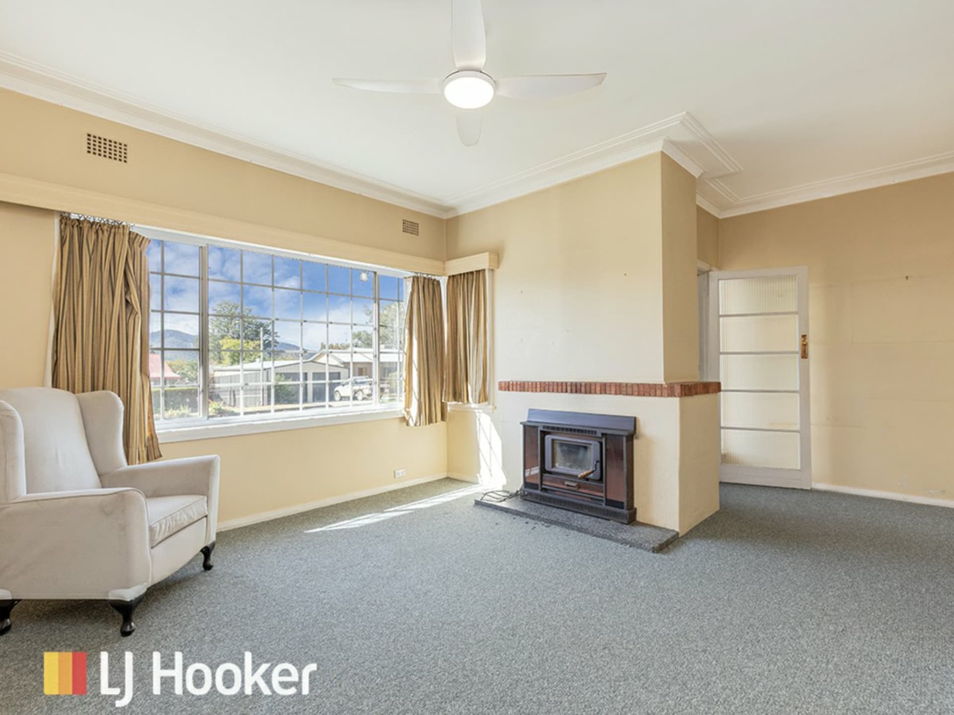 6 Croydon Avenue, South Tamworth, South Tamworth - Thumbnail 5