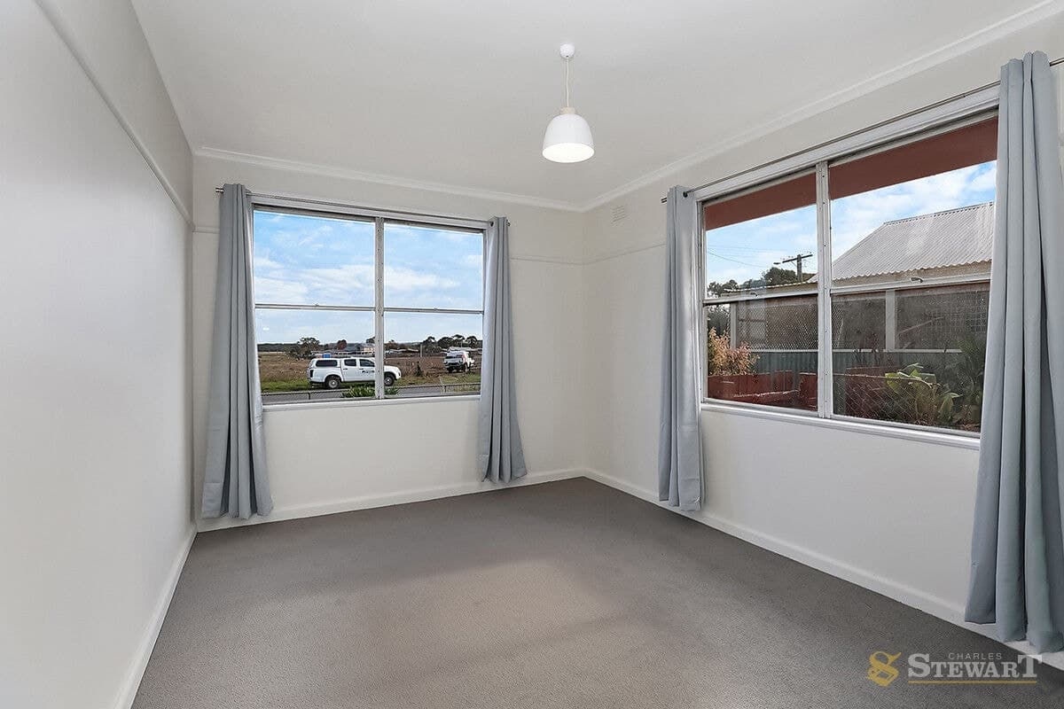 124 Armstrong Street, Colac, VIC, Colac - Thumbnail 5