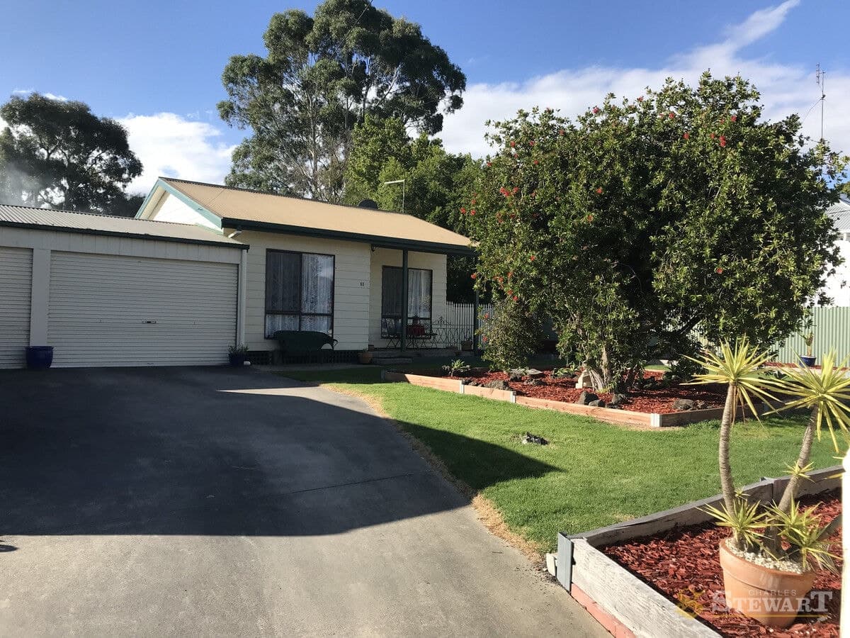 11 Elsinore Street, Colac, VIC, Colac - Image 1