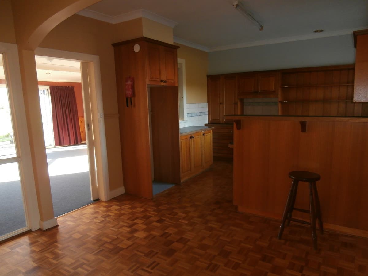 54 Sinclair Street, Colac, VIC, Colac - Thumbnail 6