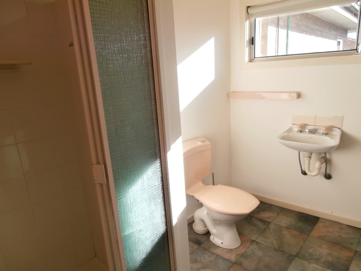 54 Sinclair Street, Colac, VIC, Colac - Thumbnail 7