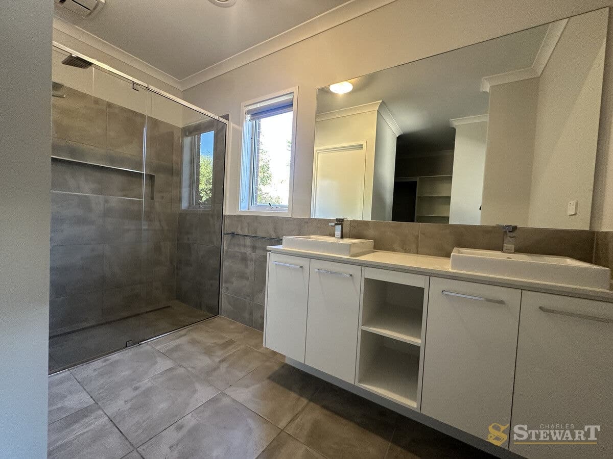 142 Wilson Street, Colac, VIC, Colac - Thumbnail 6