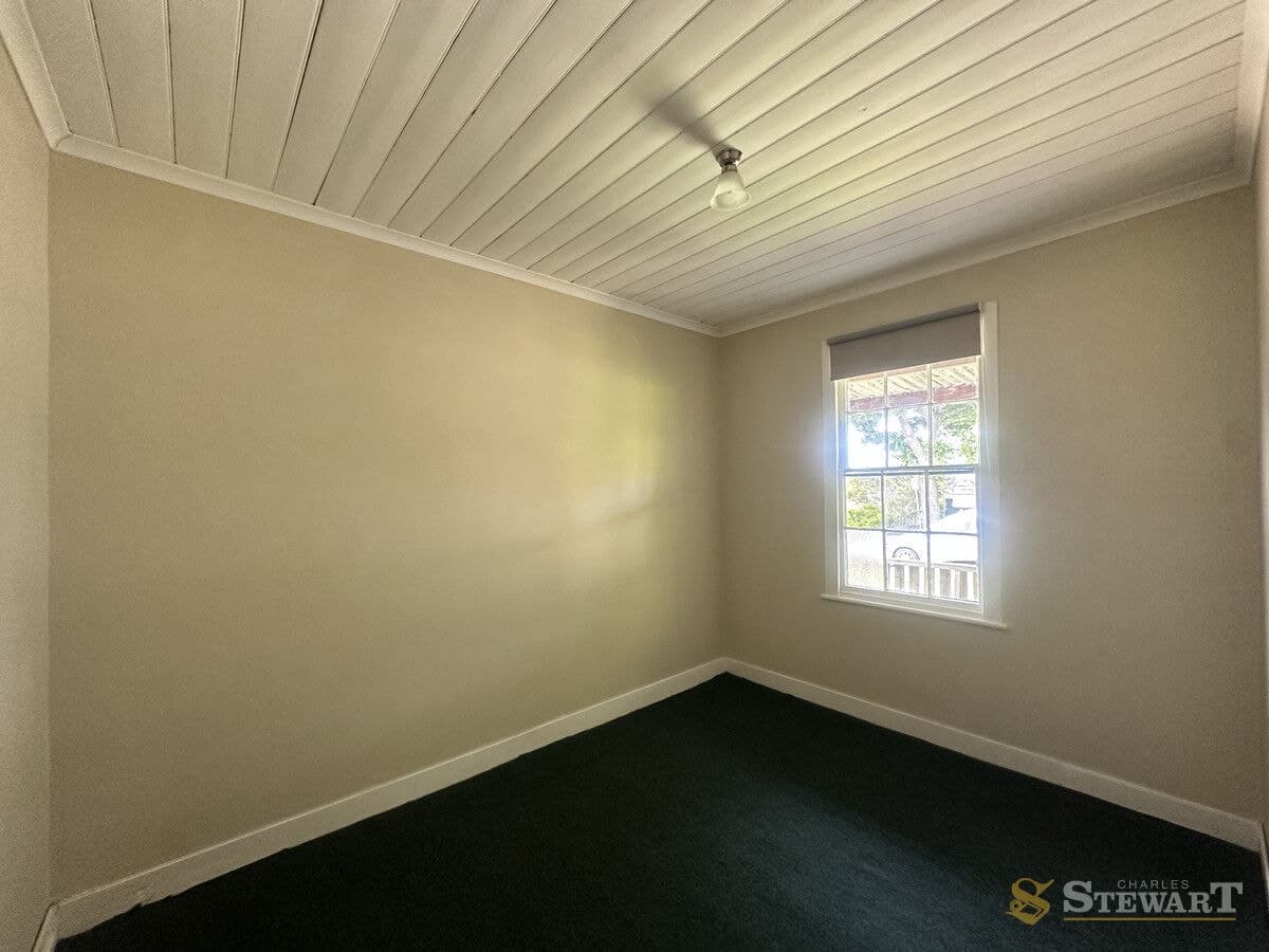 17 Austin Avenue, Terang, VIC, Terang - Thumbnail 4