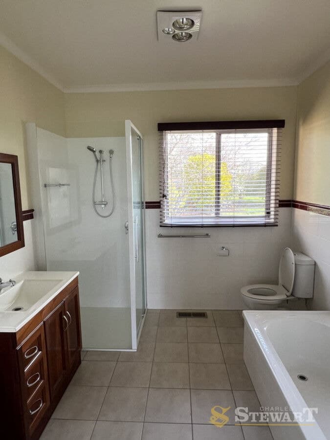 17 Hamilton Street, Colac, VIC, Colac - Thumbnail 4