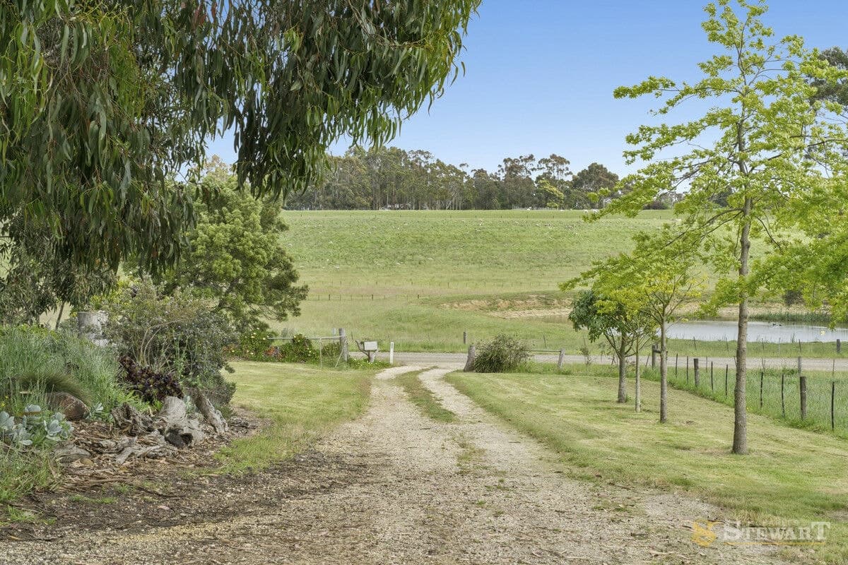 55 Pennyroyal Valley Road, Pennyroyal, VIC, Pennyroyal - Thumbnail 2