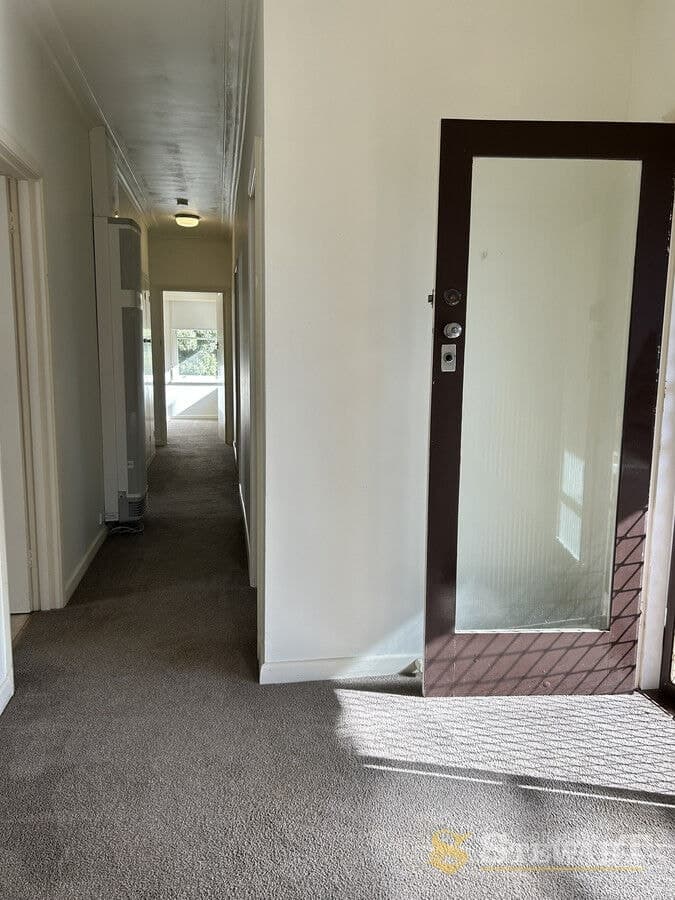 2/18 Frank Street, Newtown, VIC, Newtown - Thumbnail 3