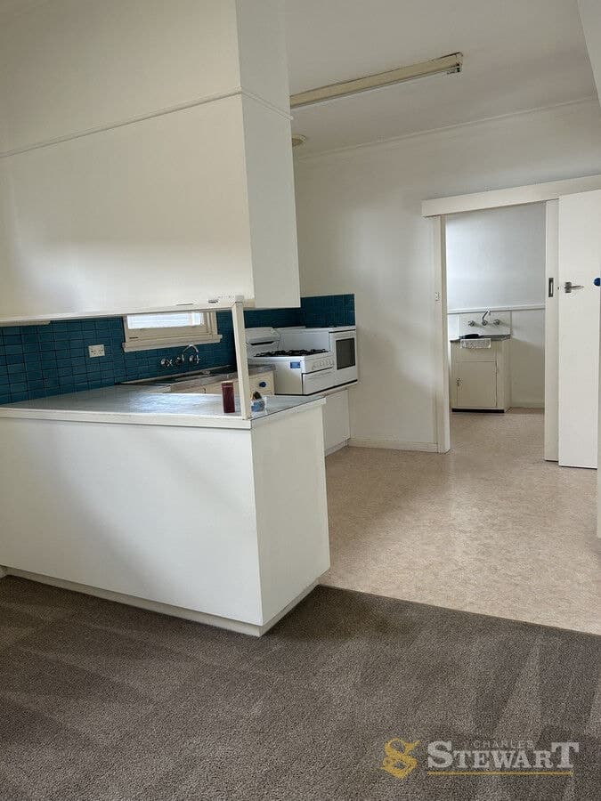 2/18 Frank Street, Newtown, VIC, Newtown - Thumbnail 6