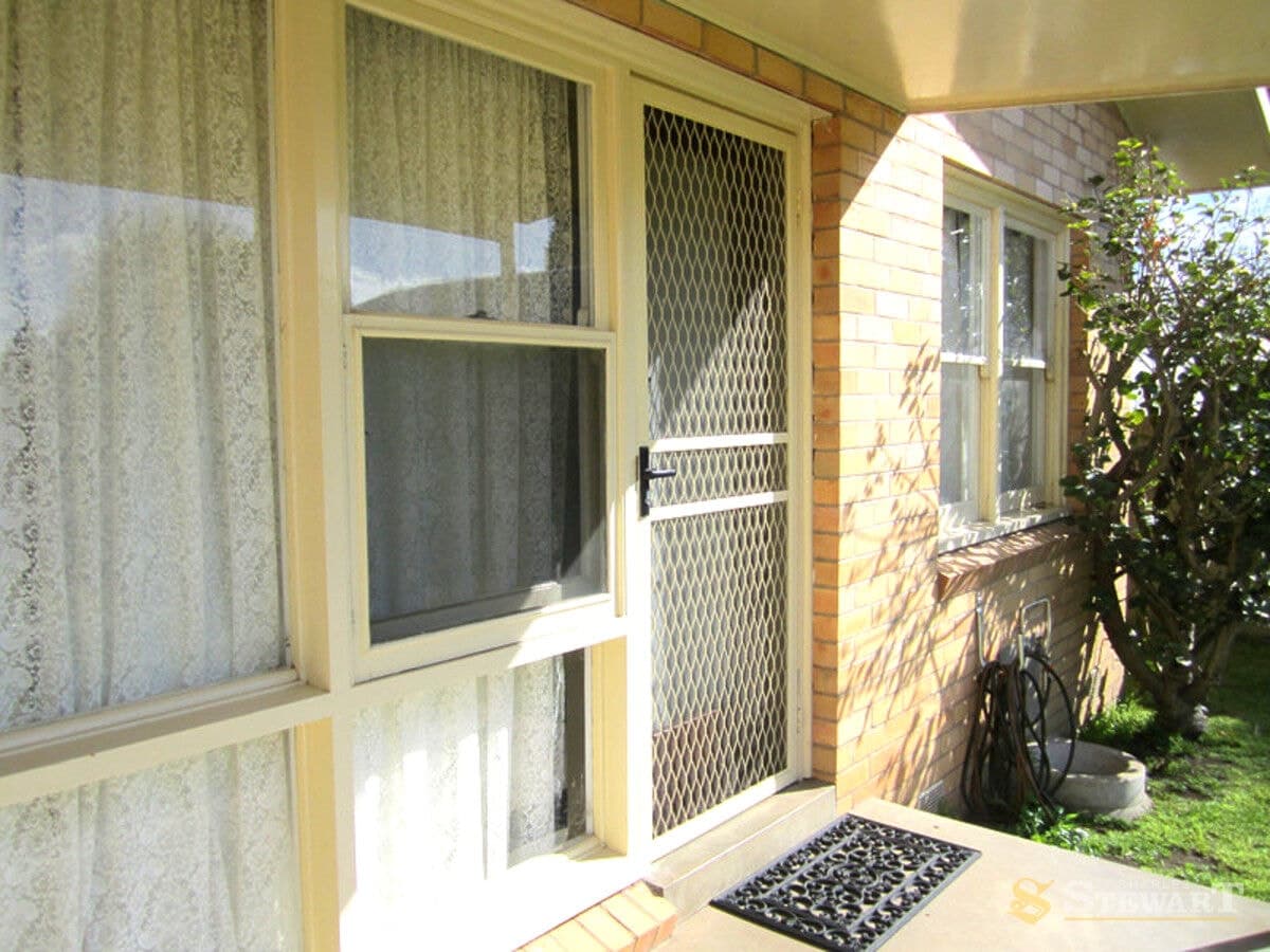 2/5A Marks Street, Colac, VIC, Colac - Thumbnail 2