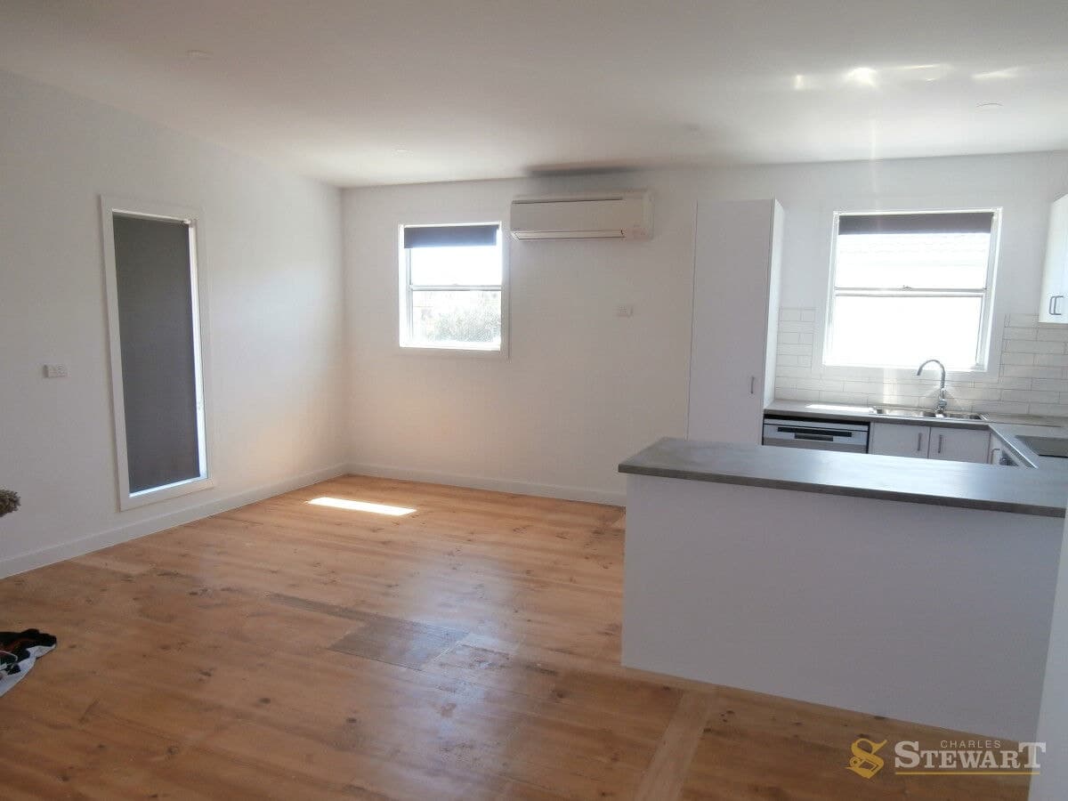 36 Donaldson Street, Colac, VIC, Colac - Thumbnail 3