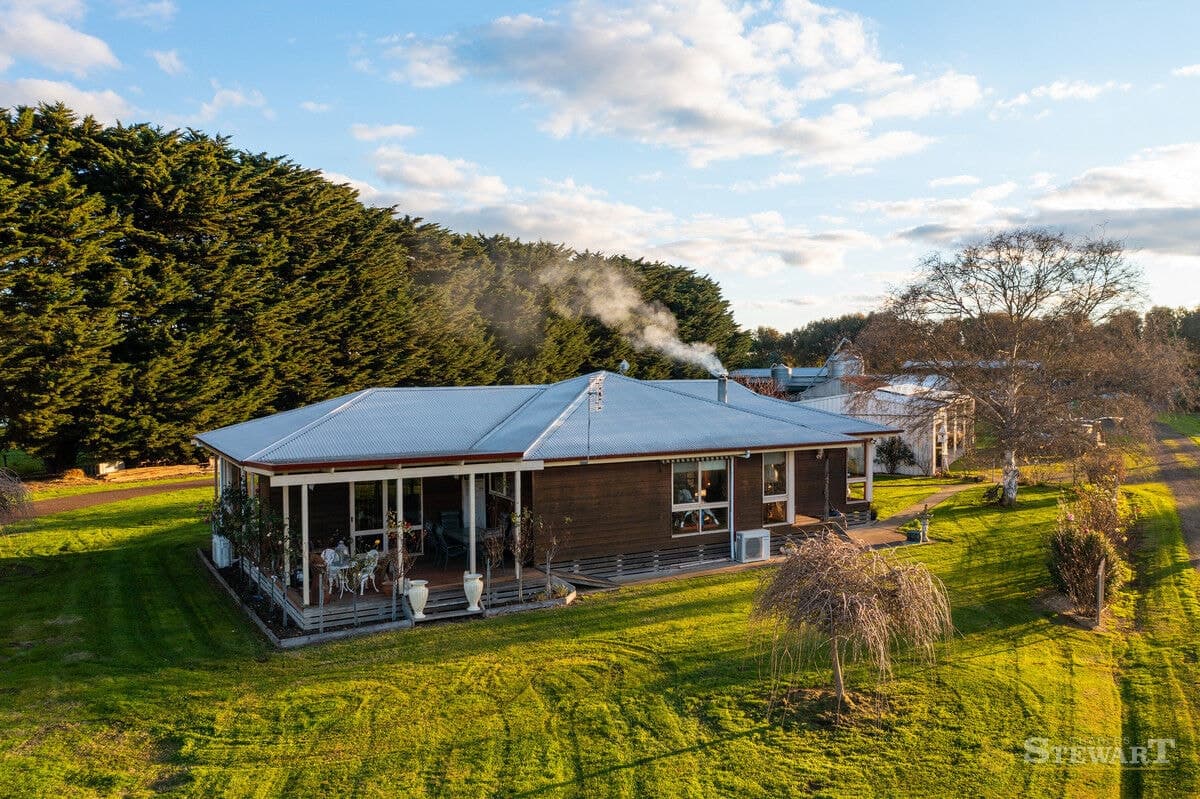104 Batemans Road, Boorcan, VIC, Boorcan - Image 1
