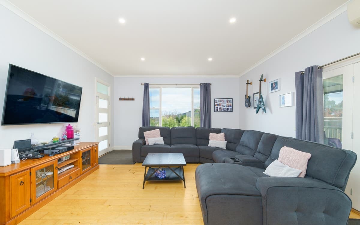 21 Fenton Street, Camperdown, VIC, Camperdown - Thumbnail 6