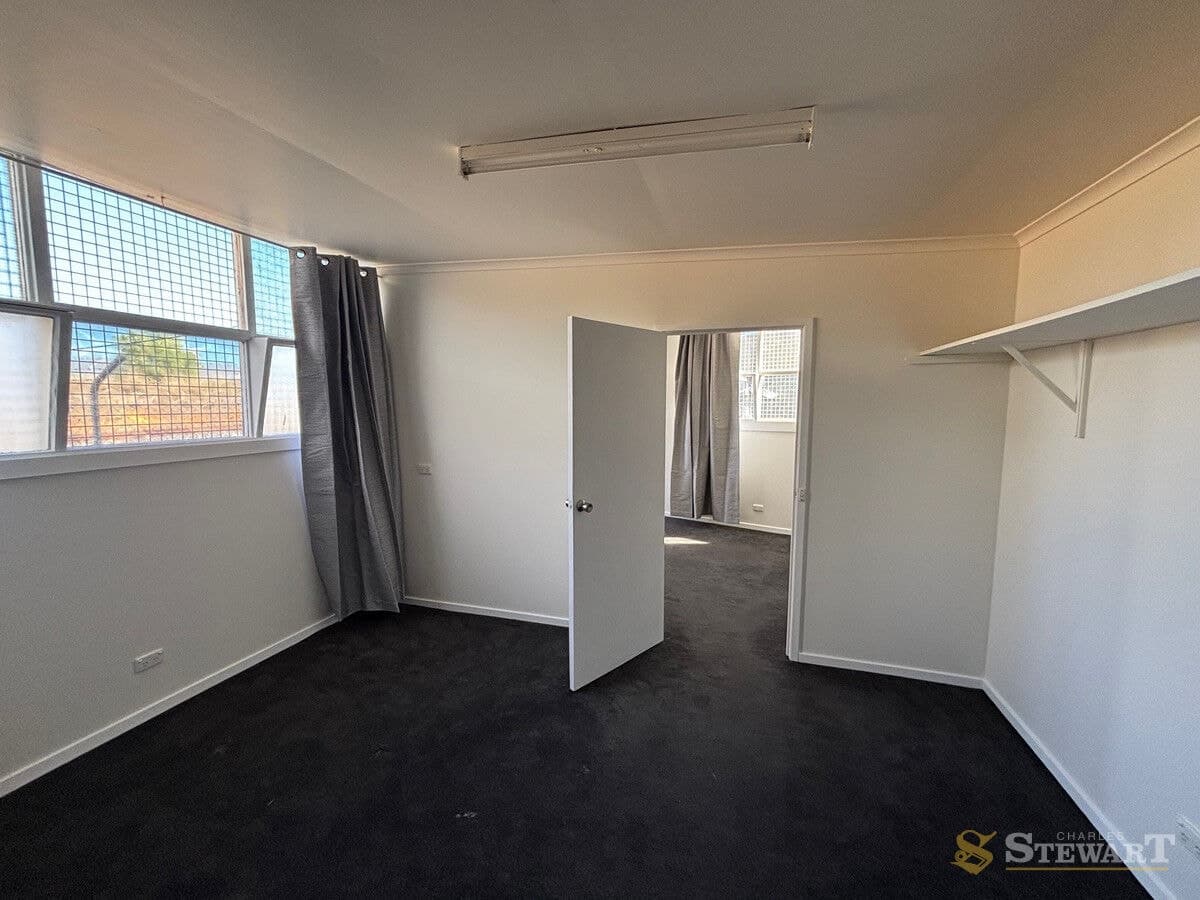52 Rae Street, Colac, VIC, Colac - Thumbnail 3