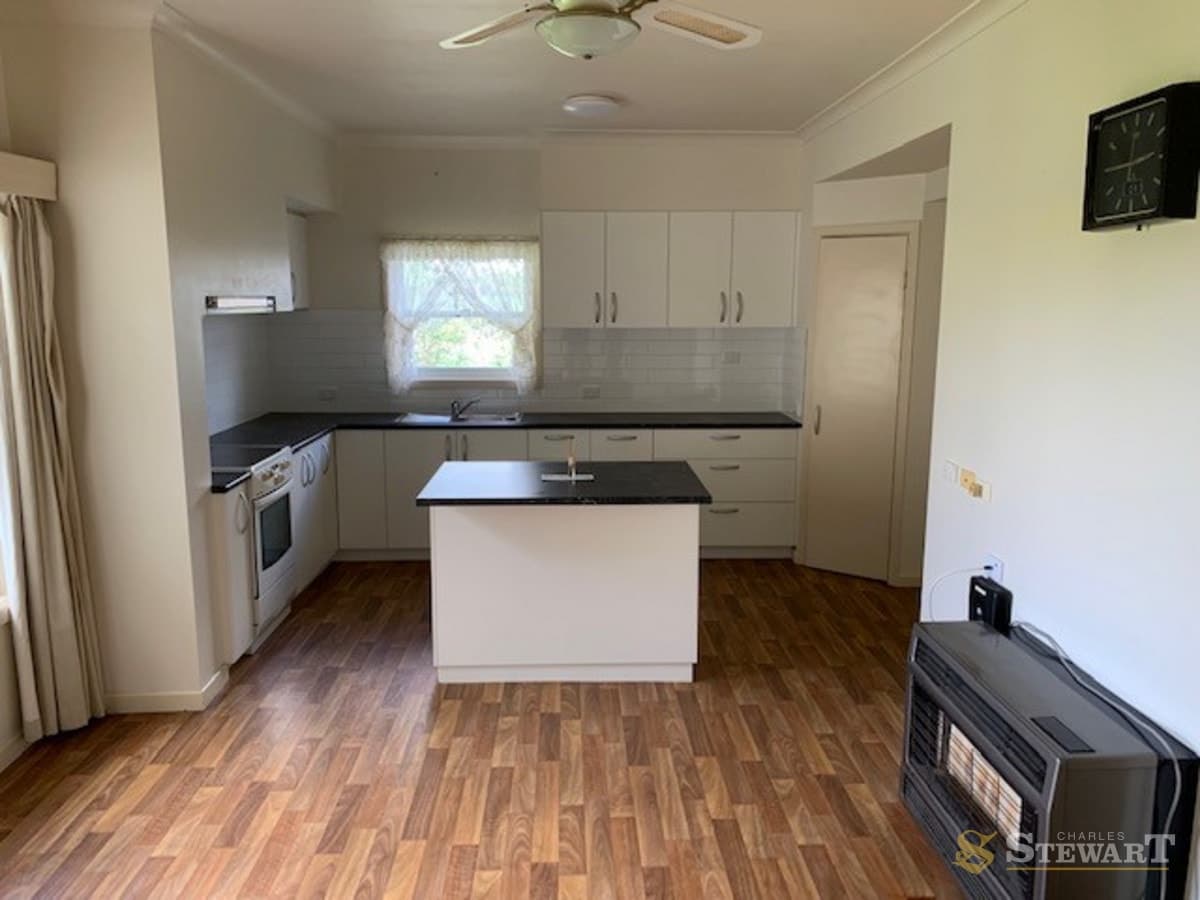 1320 Mt Mercer Road, Shelford, VIC, Shelford - Thumbnail 2