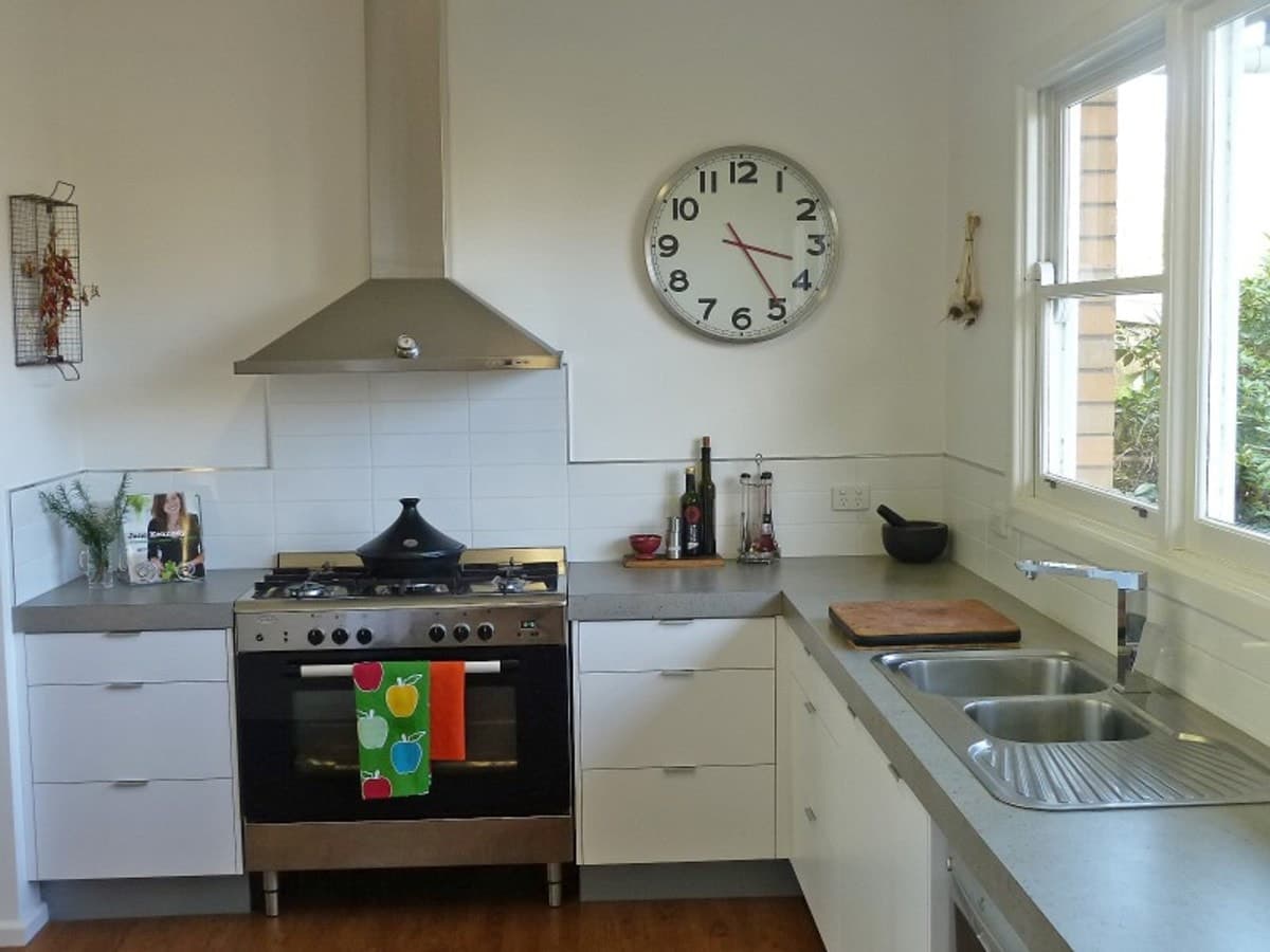 13 Church Street, Colac, VIC, Colac - Thumbnail 2