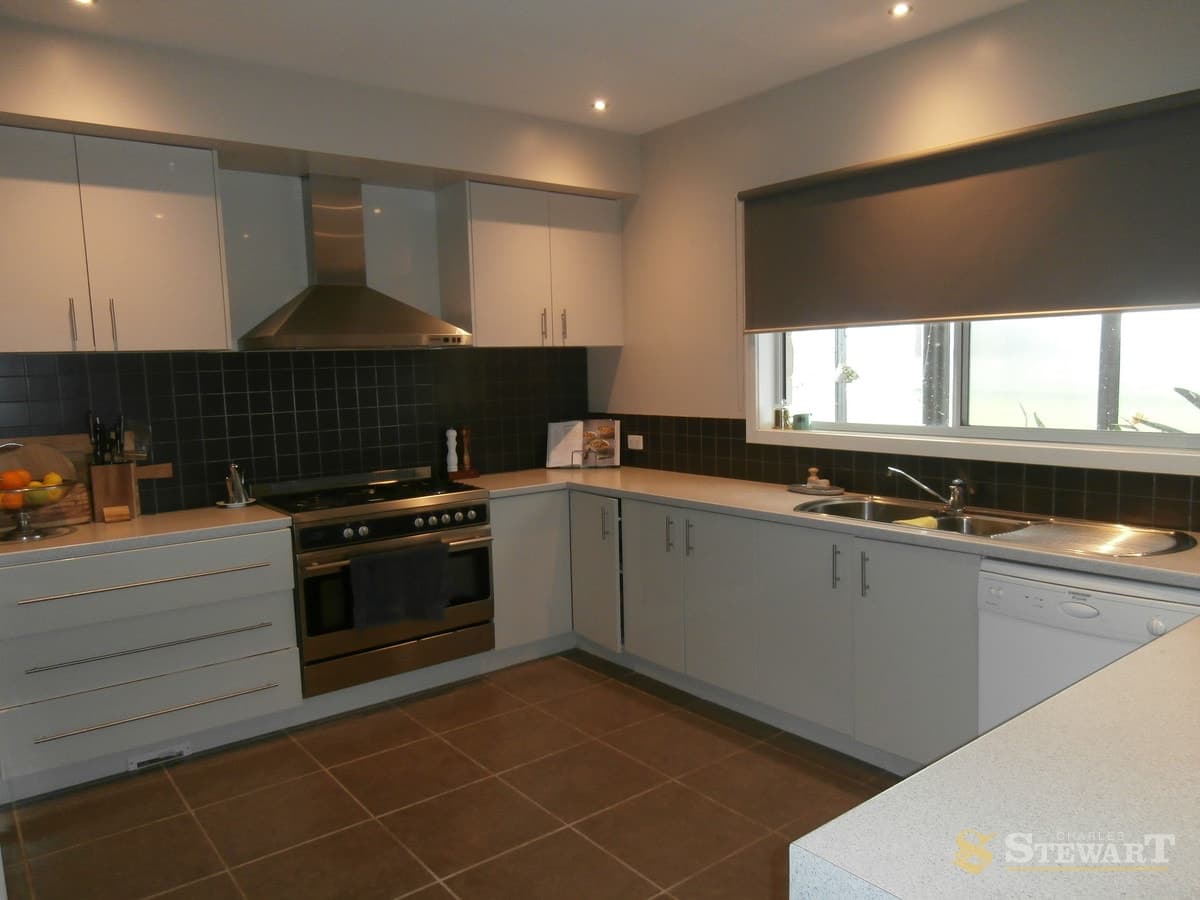 399 Princes Highway, Colac West, VIC, Colac West - Thumbnail 3