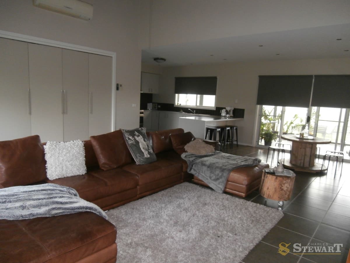 399 Princes Highway, Colac West, VIC, Colac West - Thumbnail 5