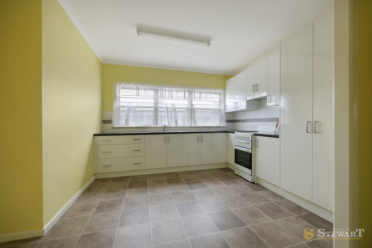 32 Grey Street, Terang, VIC, Terang - Thumbnail 3