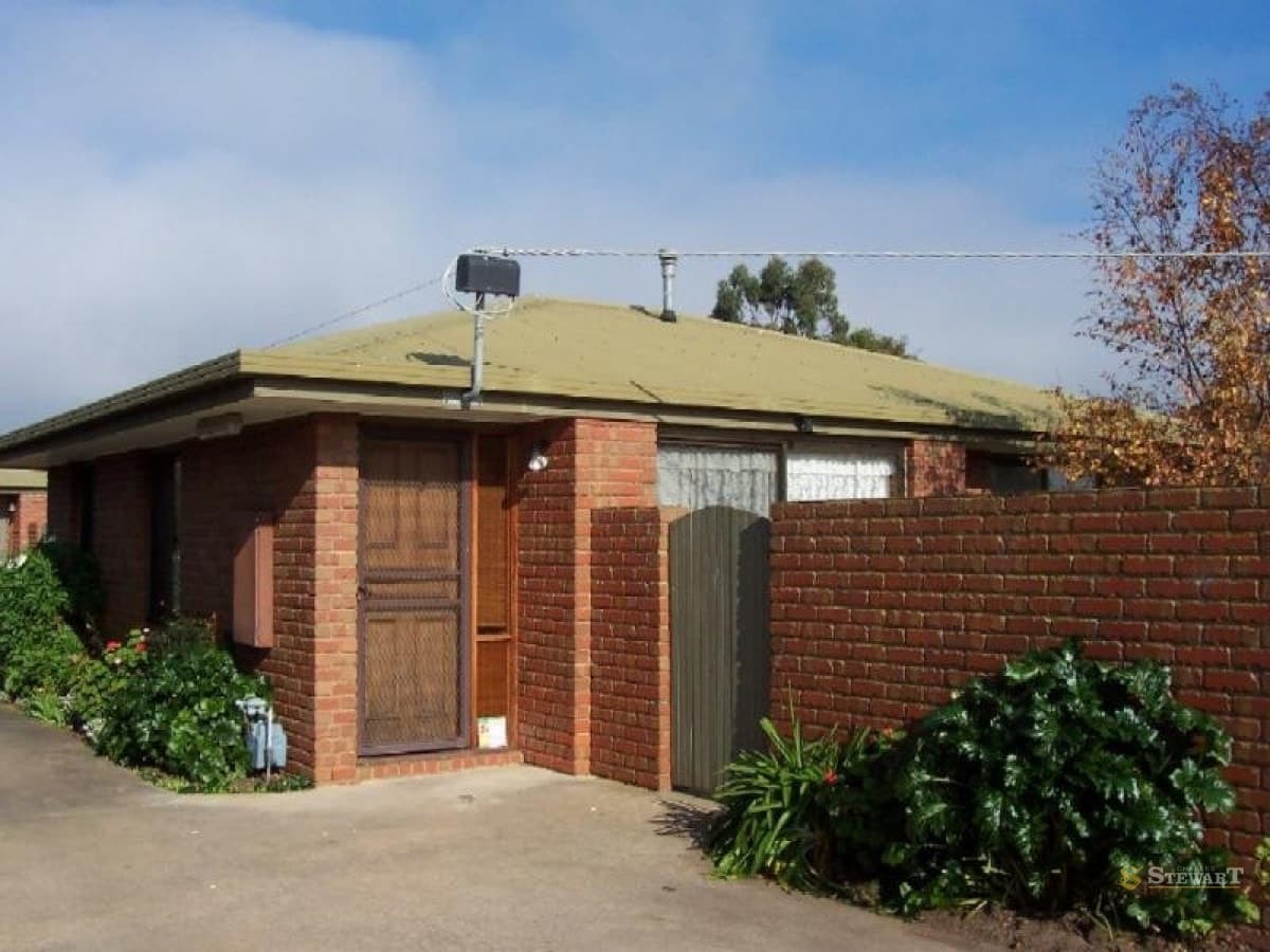 2/76 Moore Street, Colac, VIC, Colac - Thumbnail 2