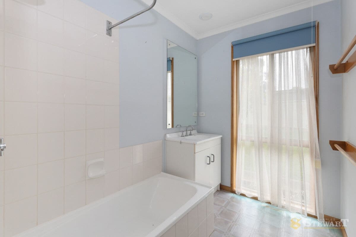 109 Jennings Street, Colac, VIC, Colac - Thumbnail 4