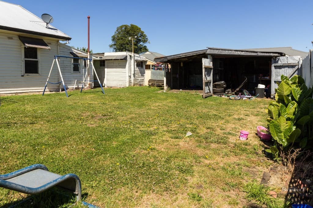 13 Simpson Street, Terang, VIC, Terang - Thumbnail 5