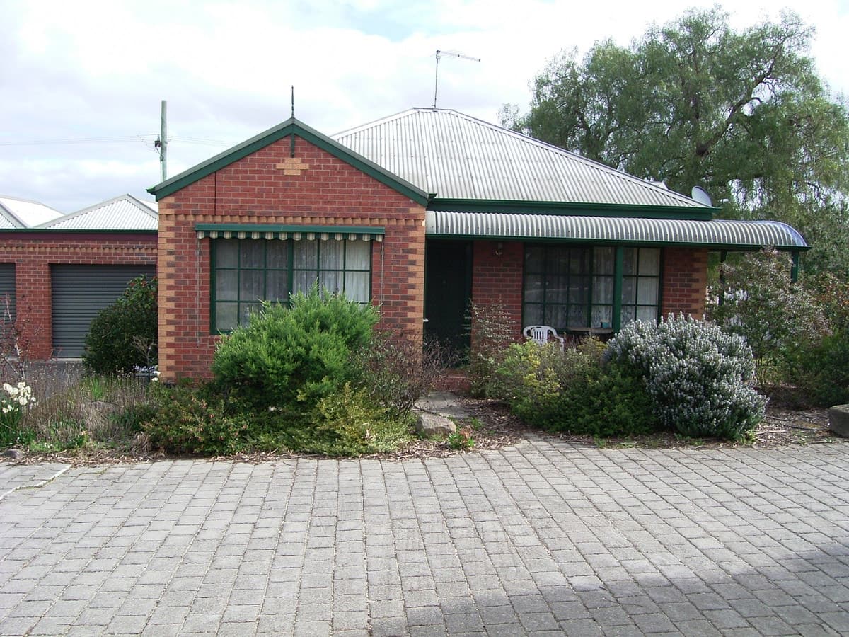 6/2 Hopkins Street, Winchelsea, VIC, Winchelsea - Image 1