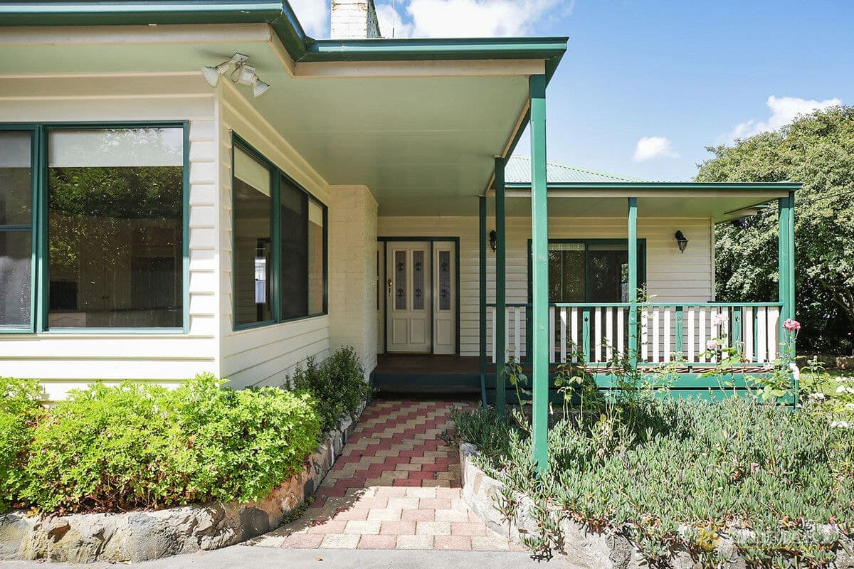 52 Campbell Street, Colac, VIC, Colac - Thumbnail 2