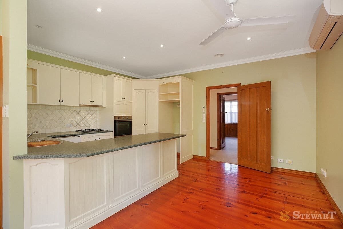 52 Campbell Street, Colac, VIC, Colac - Thumbnail 4
