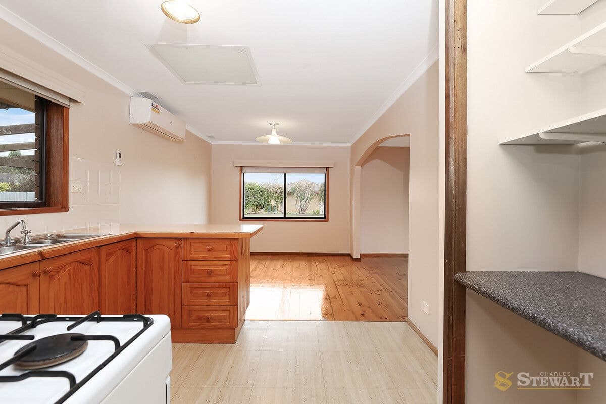 18 Begley Street, Colac, VIC, Colac - Thumbnail 6