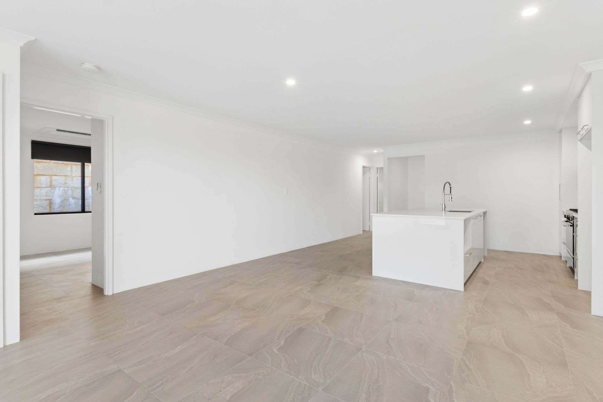20 Amalfi Drive, Bullsbrook  WA  6084, Bullsbrook - Thumbnail 4