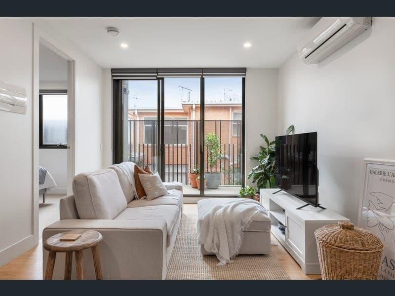 102/4 Willsmere Rd, Kew - Thumbnail 5