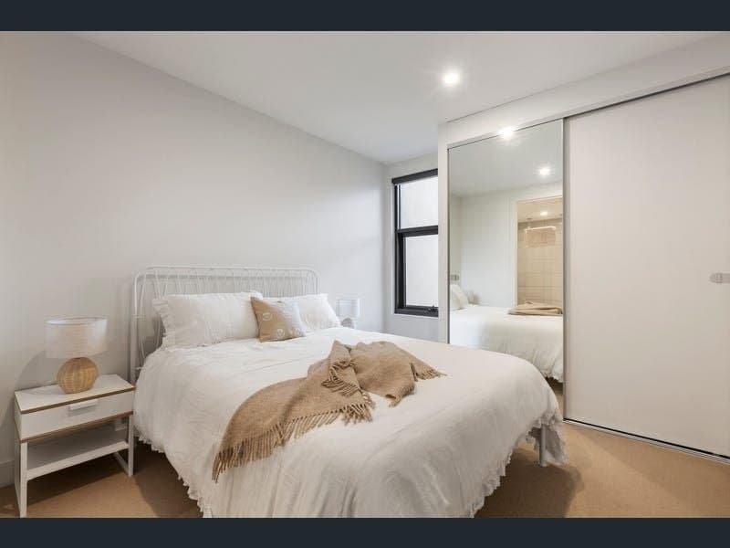 102/4 Willsmere Rd, Kew - Thumbnail 6