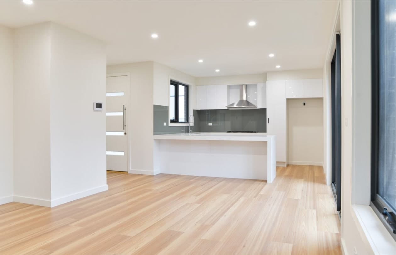 1/55 Waiora Road, Heidelberg Heights - Thumbnail 2