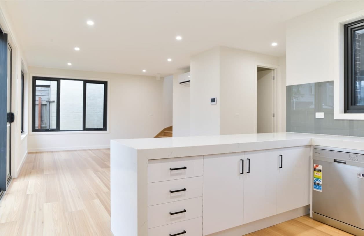 1/55 Waiora Road, Heidelberg Heights - Thumbnail 5
