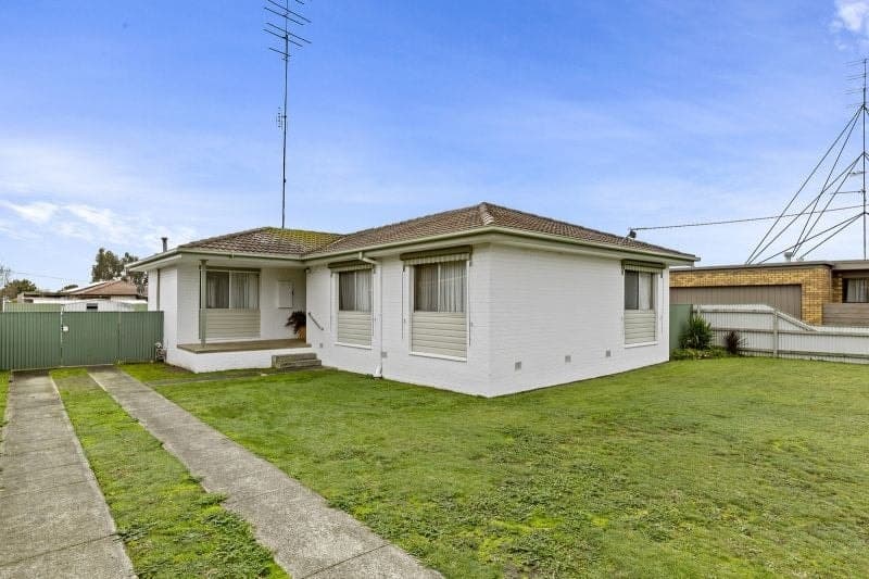 79 Moore Street Colac VIC, Colac - Image 1