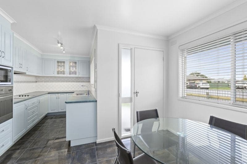 79 Moore Street Colac VIC, Colac - Thumbnail 4