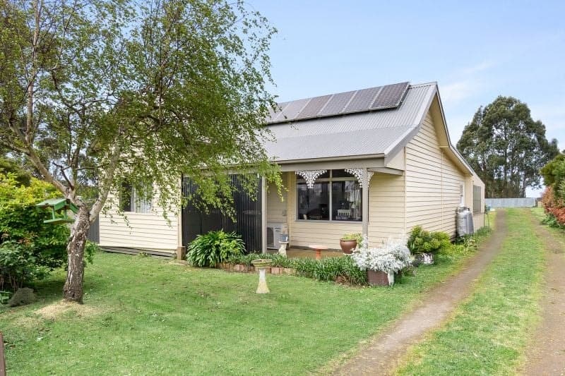 53 Boundary Road Cobden VIC, Cobden - Image 1