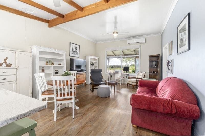 53 Boundary Road Cobden VIC, Cobden - Thumbnail 3