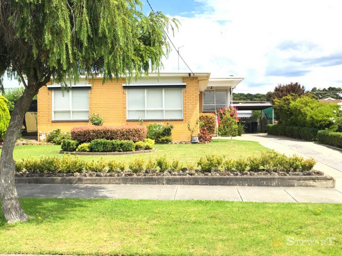 4 Toorak Crescent, Colac, VIC, Colac - Image 1