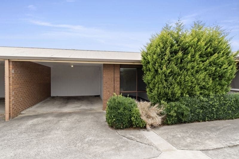 4/66 Hart Street Colac VIC, Colac - Image 1