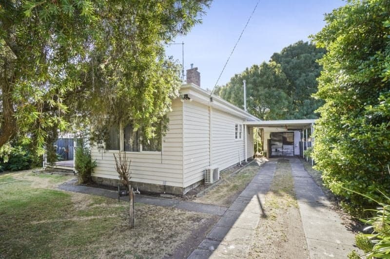 22 Sinclair Street Colac VIC, Colac - Thumbnail 7