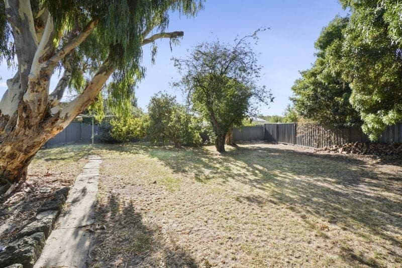 22 Sinclair Street Colac VIC, Colac - Thumbnail 8