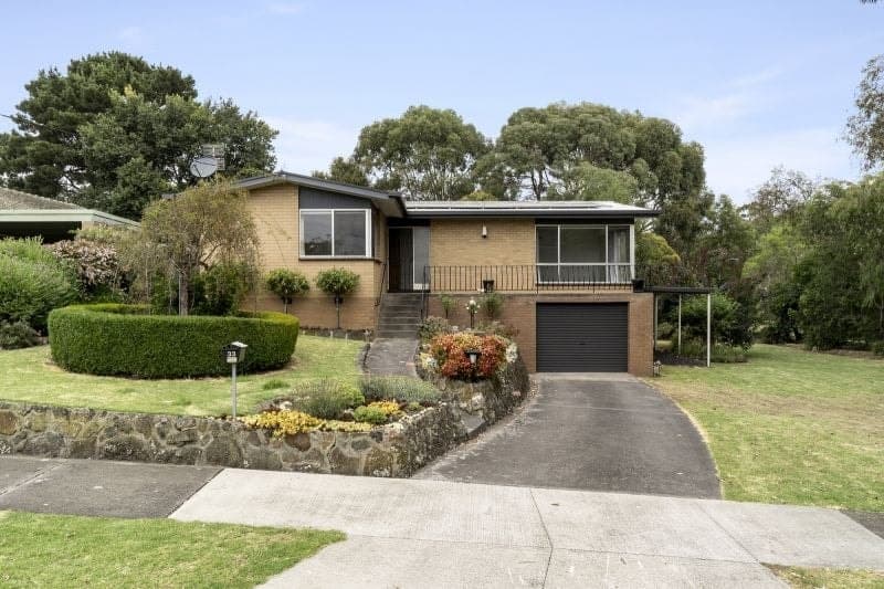 33 Quamby Avenue Colac VIC, Colac - Image 1