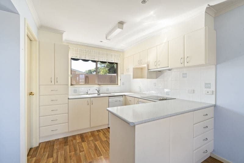 2/1 Skene Street Colac VIC, Colac - Thumbnail 2