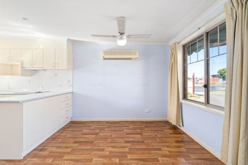 2/1 Skene Street Colac VIC, Colac - Thumbnail 3