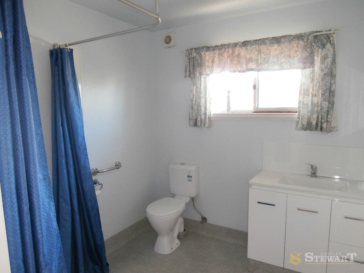 4 Gravesend Street, Colac, VIC, Colac - Thumbnail 8