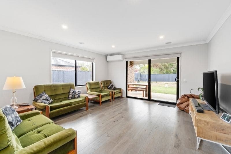 16 Beattie Court Colac VIC, Colac - Thumbnail 4