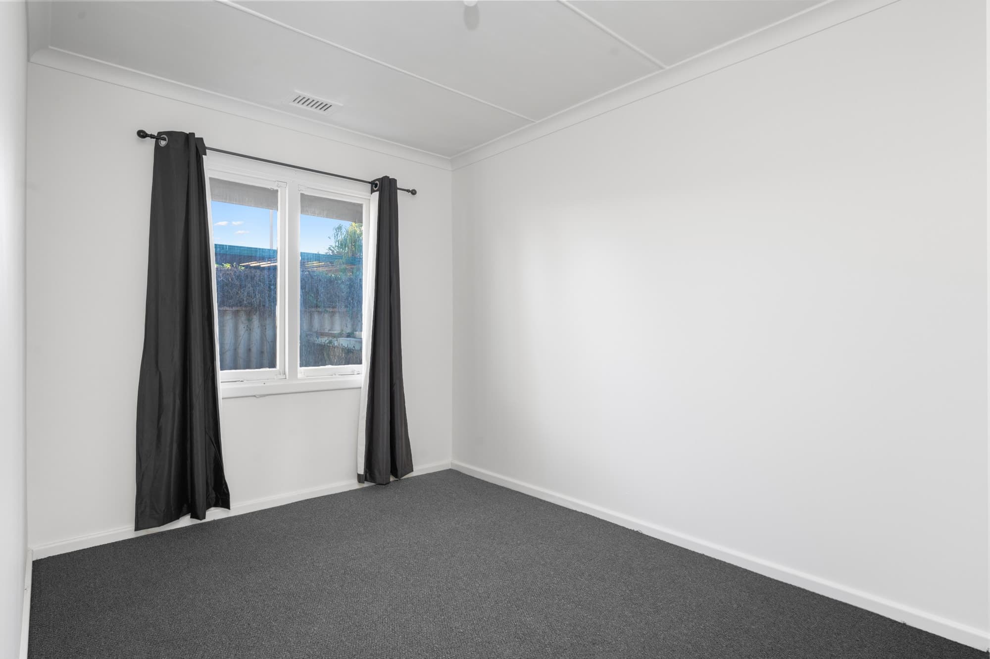 24 Belgravia Place,
	
			
							SOUTH KALGOORLIE
				
							
							WA
			6430, South Kalgoorlie - Thumbnail 7