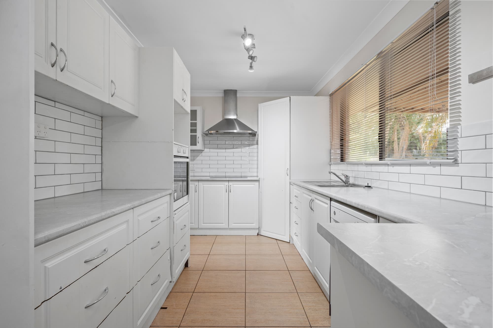 8 Allsop Close,
	
			
							HANNANS
				
							
							WA
			6430, Hannans - Thumbnail 6
